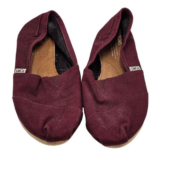 TOMS Red Shoes Womens 10 Slip On Canvas Grey Recycled Comfy Minimalist Timeless - Picture 2 of 10